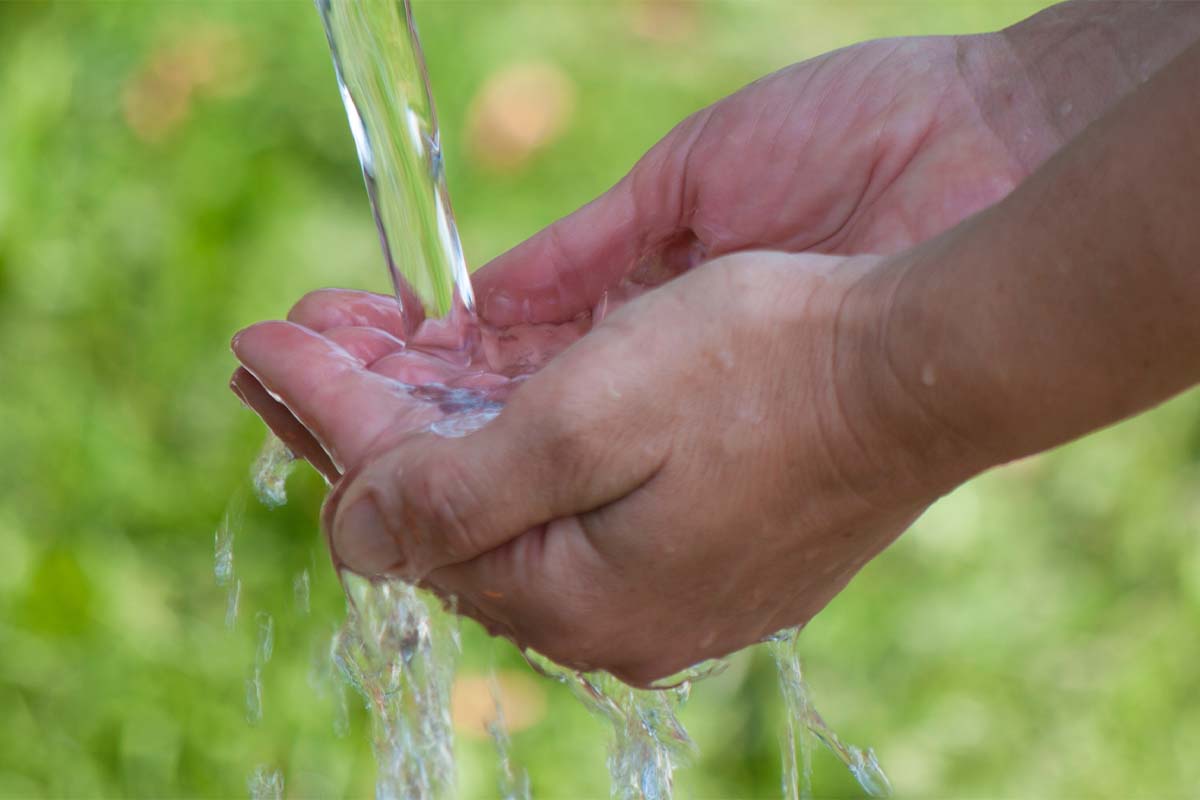 Well water filtration system
